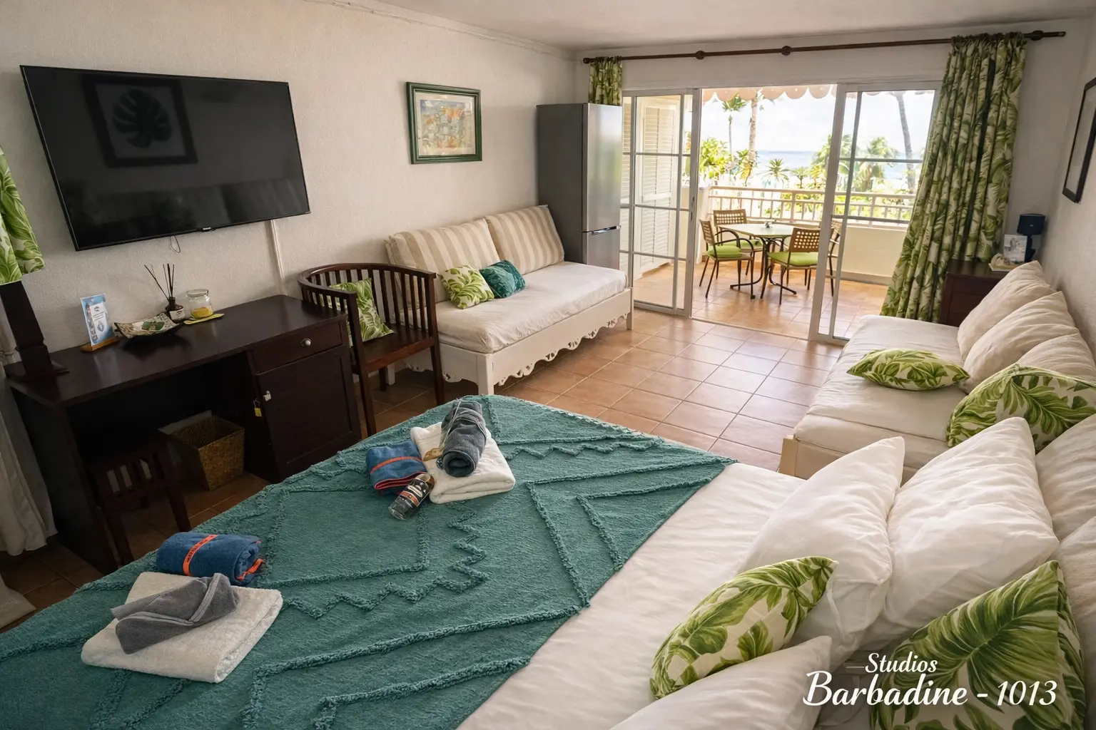 1013 Lakberendezési Stúdió